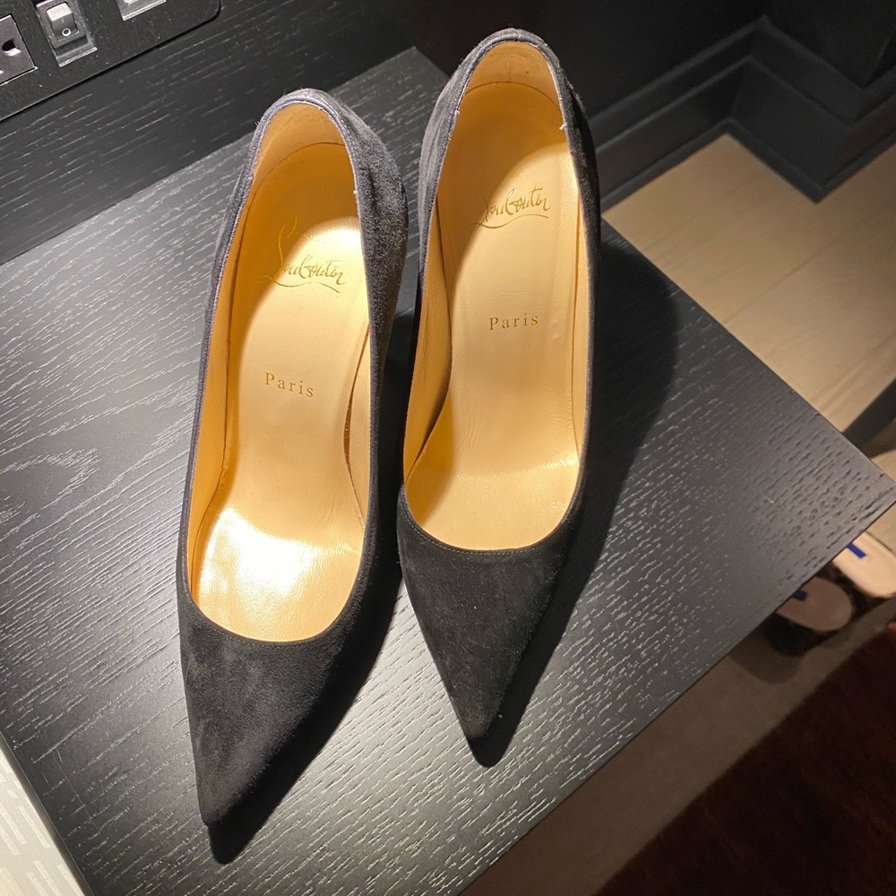 Christian Louboutin AUTHENTIC Black Suede Heels 38